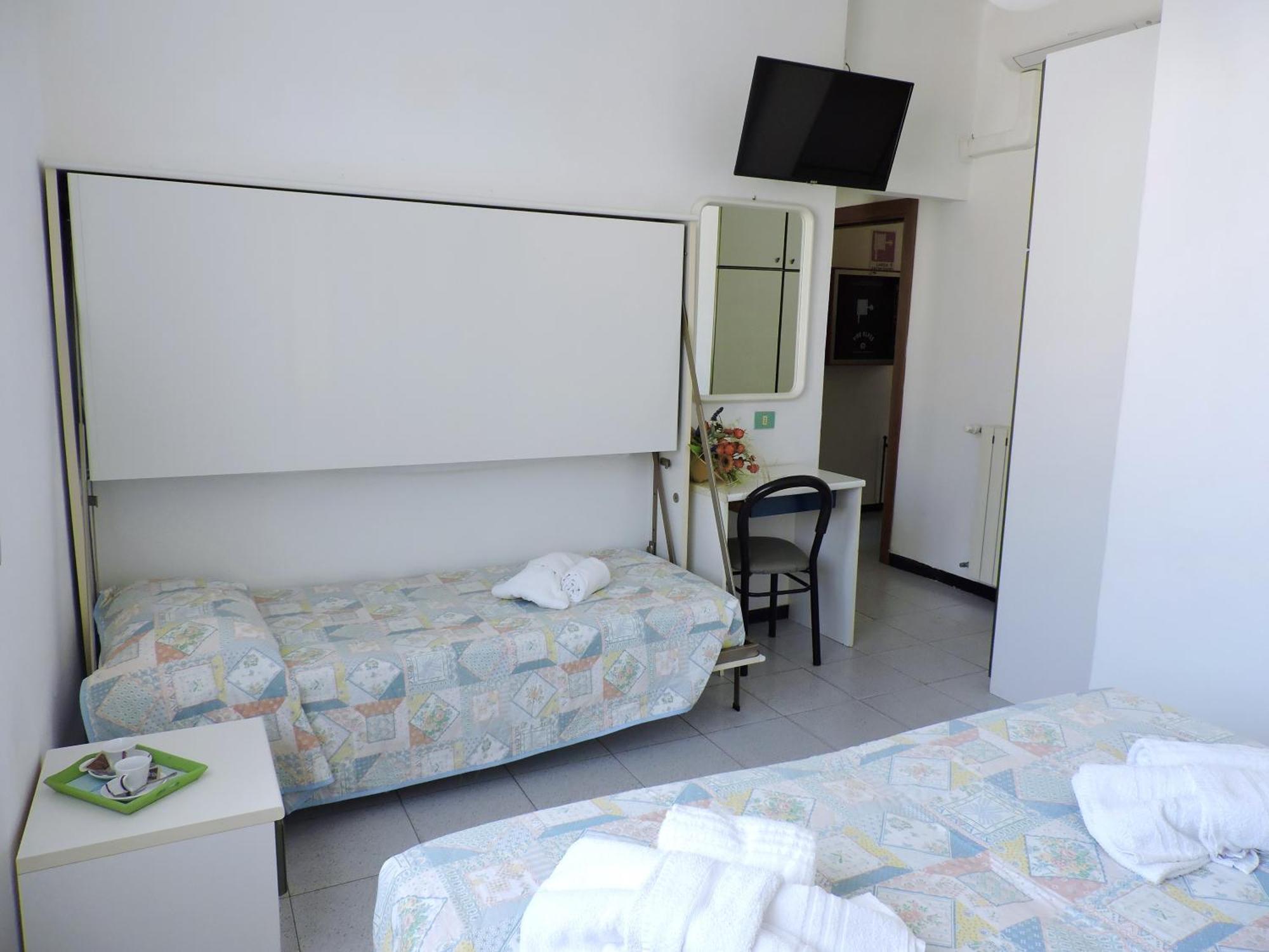 Hotel Villa Chiara Финале Лигуре Екстериор снимка