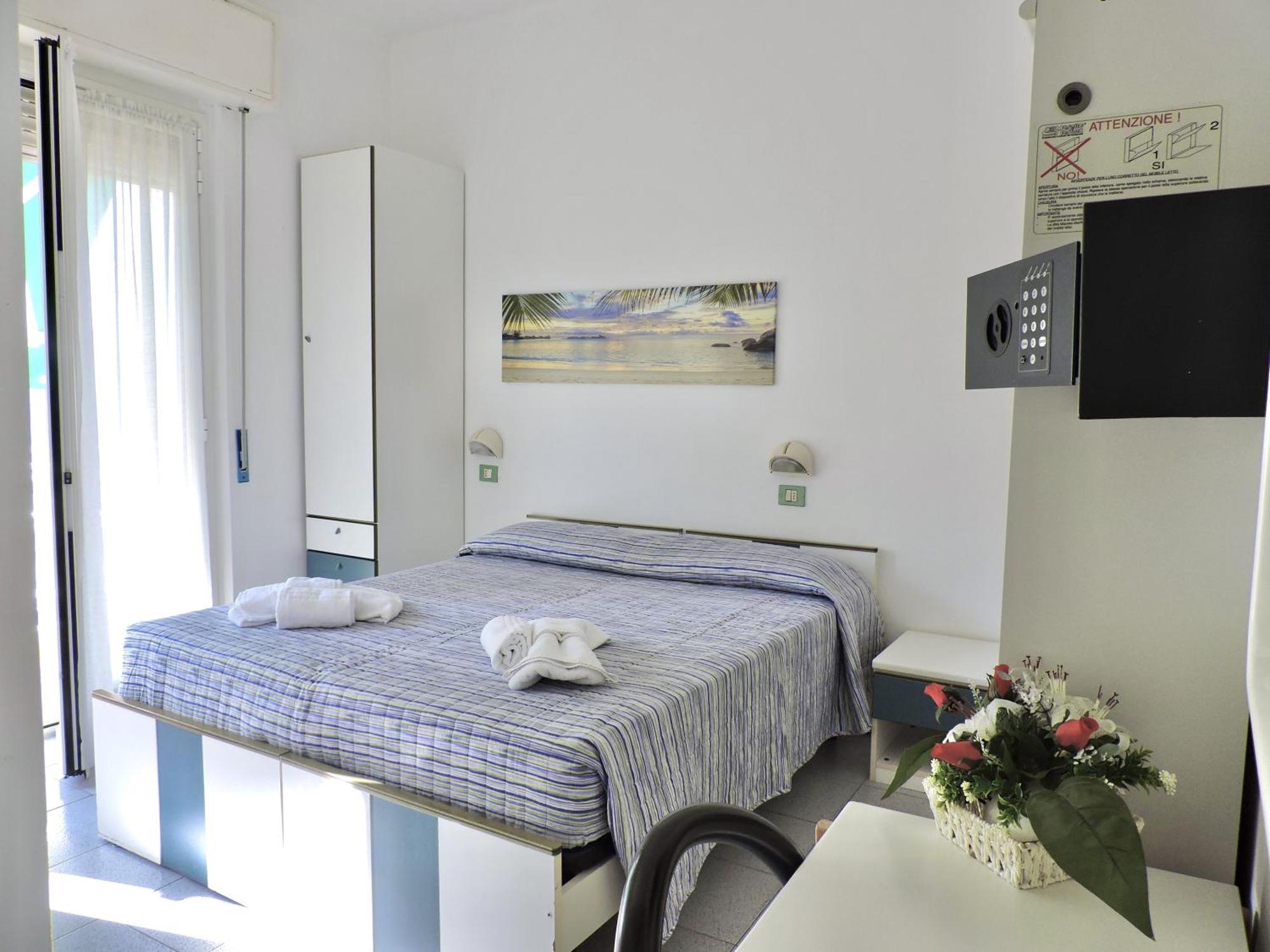 Hotel Villa Chiara Финале Лигуре Екстериор снимка